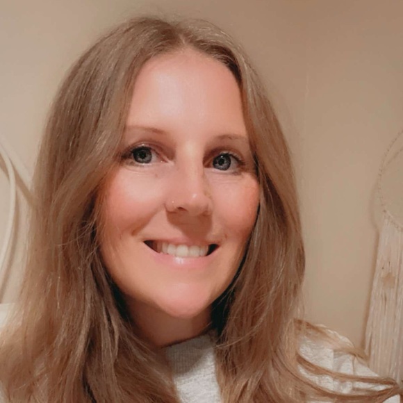 Meet your Posher, Sarah - Picture 3 of 5